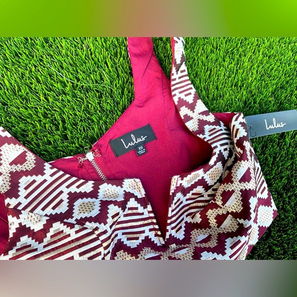 NWT Lulu’s crop top